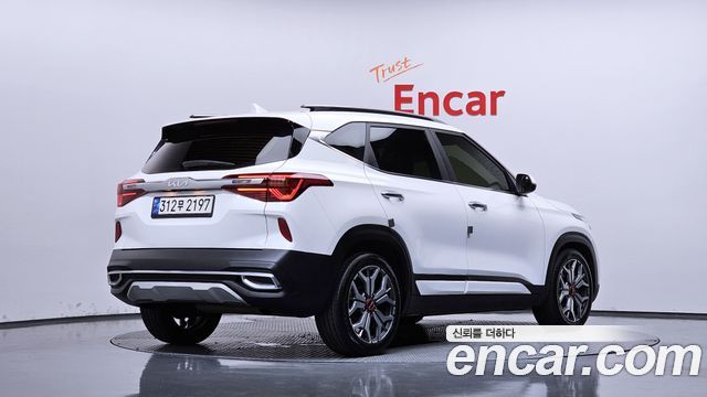 Kia Seltos Gasoline 1.6 Turbo 2WD Signature 2023 — фото 2