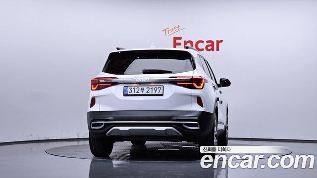 Kia Seltos Gasoline 1.6 Turbo 2WD Signature 2023 — фото 4