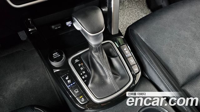 Kia Seltos Gasoline 1.6 Turbo 2WD Signature 2023 — фото 9