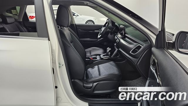 Kia Seltos Gasoline 1.6 Turbo 2WD Signature 2023 — фото 11