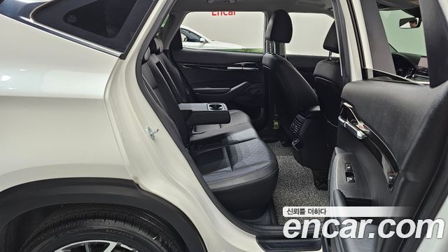 Kia Seltos Gasoline 1.6 Turbo 2WD Signature 2023 — фото 12