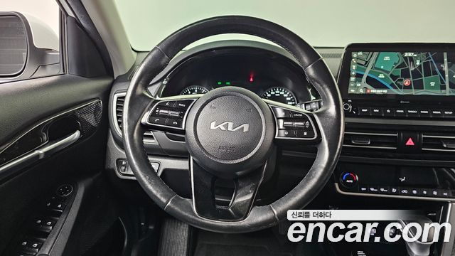 Kia Seltos Gasoline 1.6 Turbo 2WD Signature 2023 — фото 14