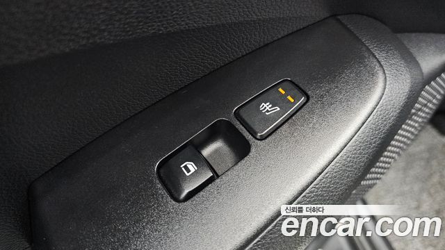 Kia Seltos Gasoline 1.6 Turbo 2WD Signature 2023 — фото 18