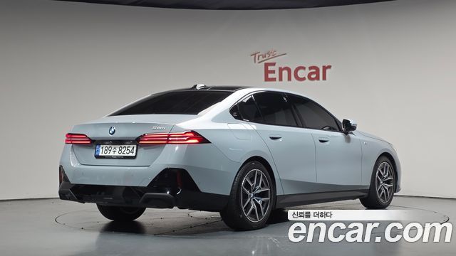 BMW 5 Series (G60) 520i M Sport 2024 — фото 2