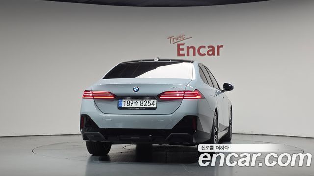 BMW 5 Series (G60) 520i M Sport 2024 — фото 4