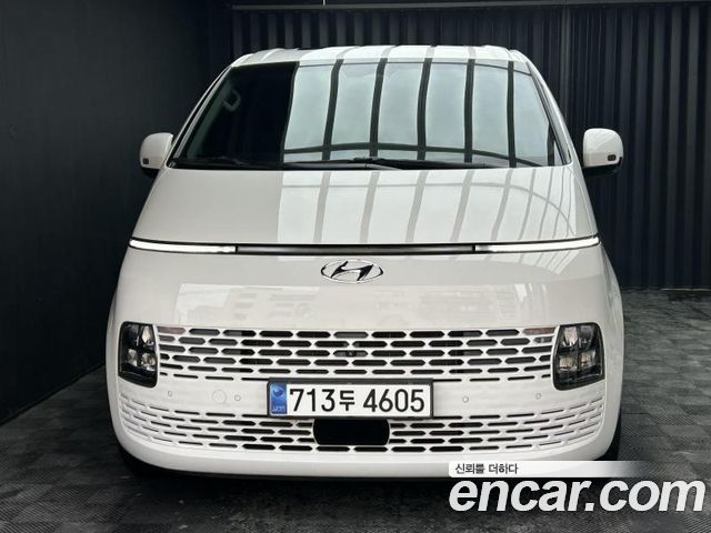 Hyundai Staria L3.5 Tourer 11-Seater Modern 2024 — фото 1