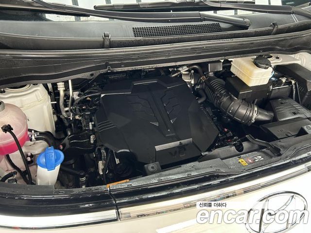 Hyundai Staria L3.5 Tourer 11-Seater Modern 2024 — фото 5