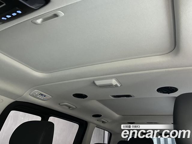 Hyundai Staria L3.5 Tourer 11-Seater Modern 2024 — фото 21