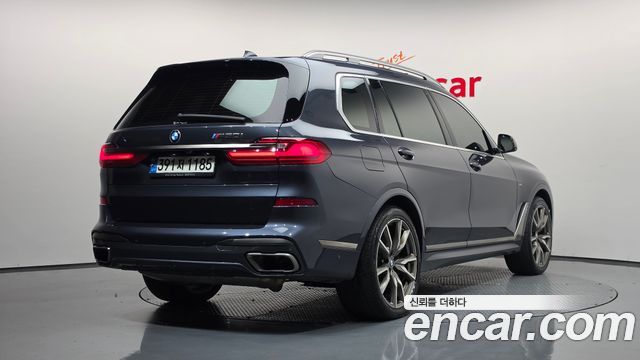 BMW X7 (G07) M50i 6STR 2022 — фото 2