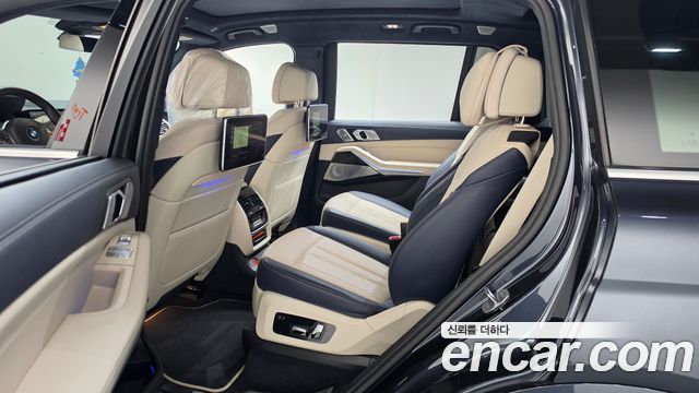 BMW X7 (G07) M50i 6STR 2022 — фото 11