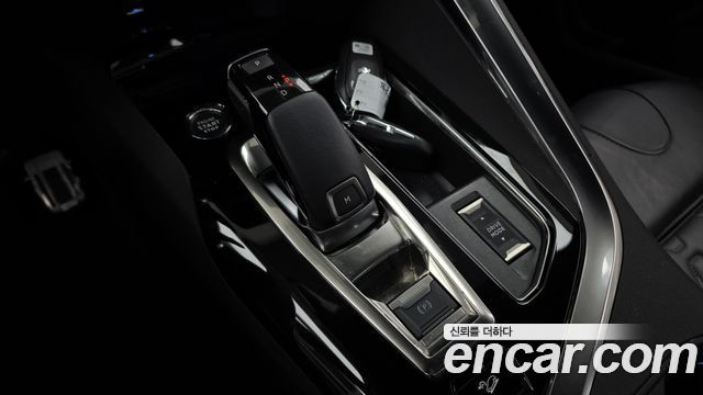 Peugeot 3008 (II) 1.2 Pure Tech GT Pack 2022 — фото 9