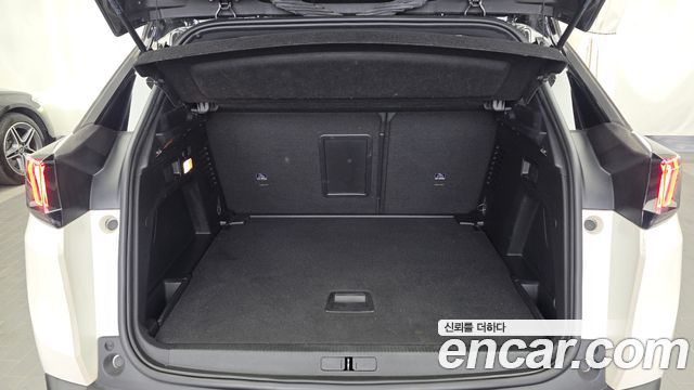 Peugeot 3008 (II) 1.2 Pure Tech GT Pack 2022 — фото 20