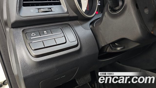 KG Mobility (SsangYong) Tivoli Air Diesel IX 2WD 2018 — фото 16