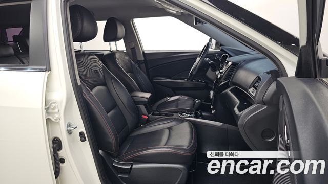 KG Mobility (SsangYong) Tivoli Air Diesel IX 2WD 2018 — фото 26