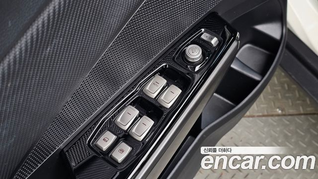 KG Mobility (SsangYong) Tivoli Air Diesel IX 2WD 2018 — фото 29