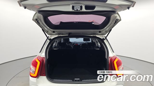KG Mobility (SsangYong) Tivoli Air Diesel IX 2WD 2018 — фото 32