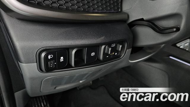 Kia Tasman 2.5T Gasoline 4WD Extreme 2026 — фото 27