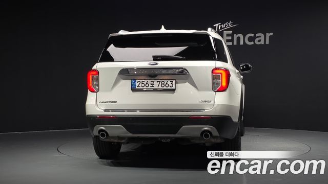 Ford Explorer (VI) 2.3 LimIted 4WD 2022 — фото 4