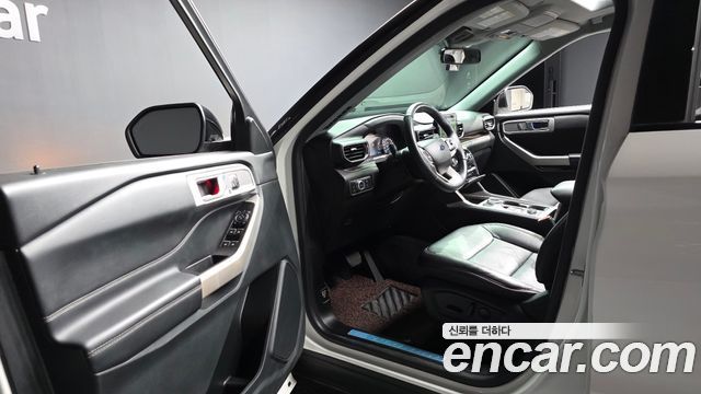 Ford Explorer (VI) 2.3 LimIted 4WD 2022 — фото 10