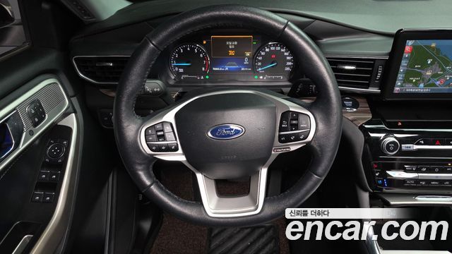 Ford Explorer (VI) 2.3 LimIted 4WD 2022 — фото 13