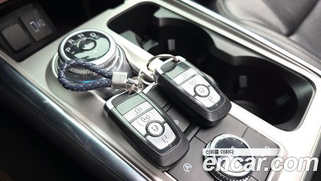 Ford Explorer (VI) 2.3 LimIted 4WD 2022 — фото 28