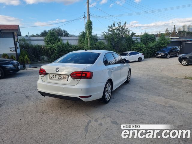 Volkswagen Jetta 2.0 TDI 6th 2014 — фото 7