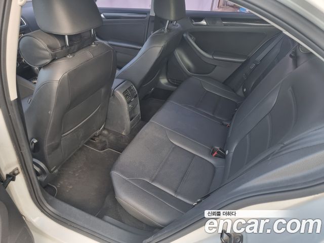 Volkswagen Jetta 2.0 TDI 6th 2014 — фото 20