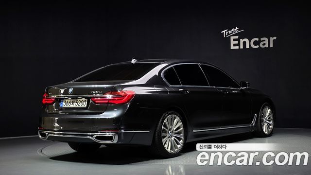 BMW 7 Series (G11) 750Li xDrive 2016 — фото 2