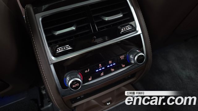 BMW 7 Series (G11) 750Li xDrive 2016 — фото 18