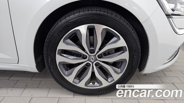 Renault Korea SM6 1.5 dCi LE 2016 — фото 21