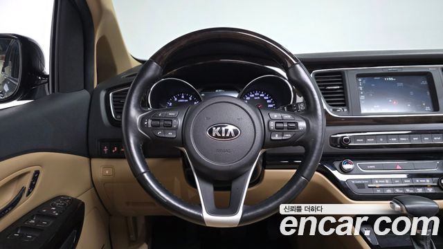 Kia Carnival Gasoline 9-Seater Noblesse Special 2019 — фото 13