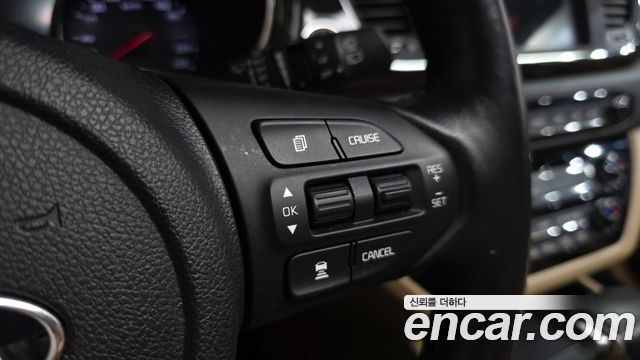 Kia Carnival Gasoline 9-Seater Noblesse Special 2019 — фото 17