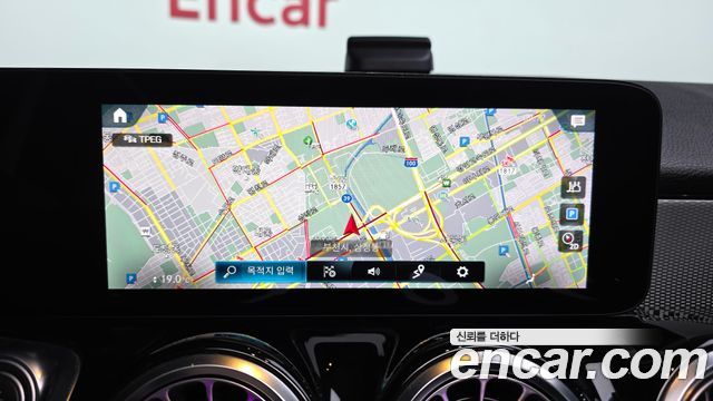 Mercedes-Benz GLB-Class (X247) GLB200 d 2021 — фото 14