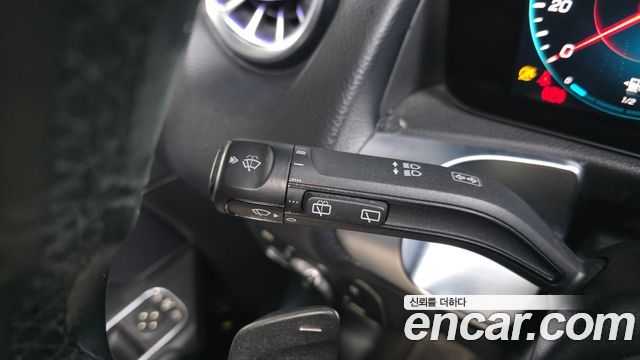 Mercedes-Benz GLB-Class (X247) GLB200 d 2021 — фото 17