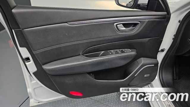 Renault Korea SM6 2.0 GDe LE 2016 — фото 24