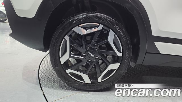 Kia Seltos Gasoline 2.0 2WD Signature 2023 — фото 5