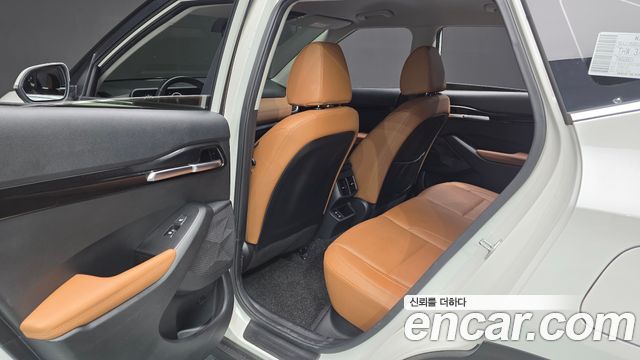 Kia Seltos Gasoline 2.0 2WD Signature 2023 — фото 12