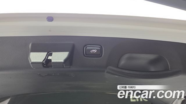Kia Seltos Gasoline 2.0 2WD Signature 2023 — фото 17