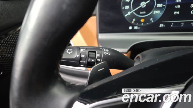 Kia Seltos Gasoline 2.0 2WD Signature 2023 — фото 28