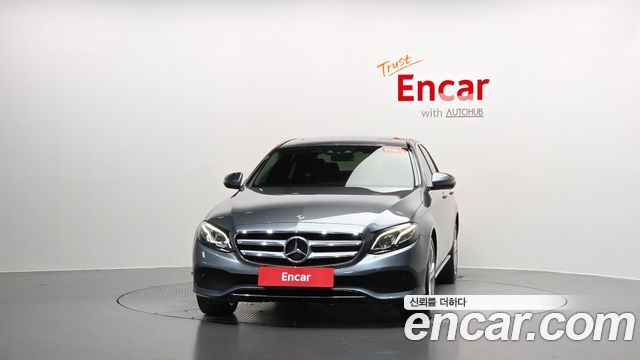 Mercedes-Benz E-Class (W213) E220d Avantgarde 2017 — фото 3