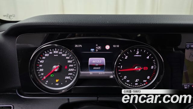 Mercedes-Benz E-Class (W213) E220d Avantgarde 2017 — фото 8