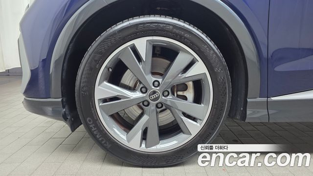 Audi Q4 e-tron (F4) 40 Premium 2022 — фото 5