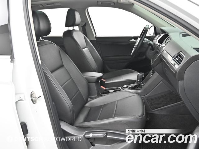 Volkswagen Tiguan Allspace 2.0 TSI Prestige 2019 — фото 10