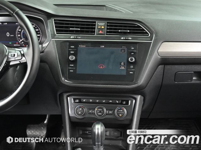 Volkswagen Tiguan Allspace 2.0 TSI Prestige 2019 — фото 18