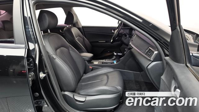 Kia K5 (II) 1.7 Diesel Prestige 2019 — фото 11