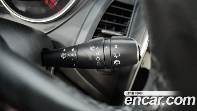 Renault Korea QM3 RE 2018 — фото 16