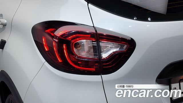 Renault Korea QM3 RE 2018 — фото 23