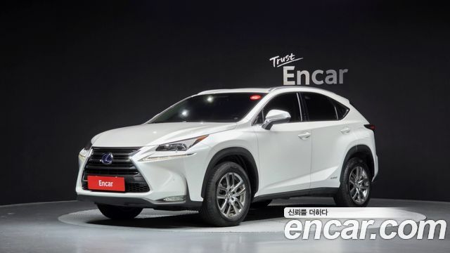 Lexus NX300h Supreme