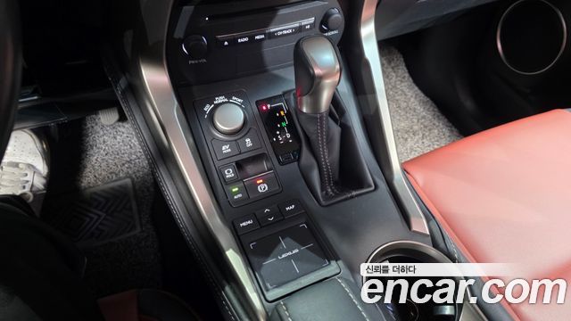 Lexus NX300h Supreme 2017 — фото 9