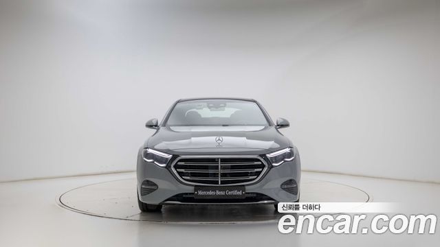 Mercedes-Benz E-Class (W214) E450 4MATIC Exclusive 2026 — фото 3